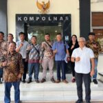 James Barus bersama IHCS Jambi dan Jakarta di Kompolnas RI. (ist)