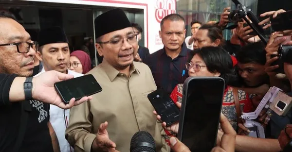 KPK Geledah Rumah Eks Menag Yaqut, Sita Dokumen dan Barang Bukti Elektronik